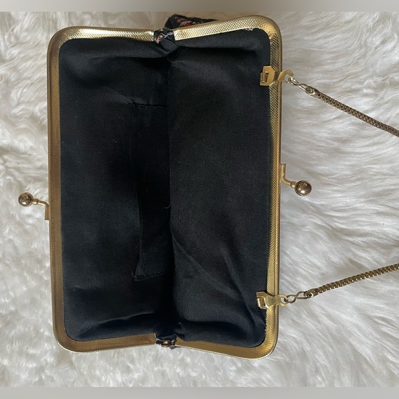 VINTAGE VICTORIAN TAPESTRY CLUTCH - Picture 4 of 8